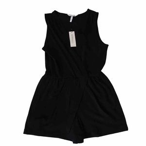 BCBGeneration Sleeveless Romper - Black - M